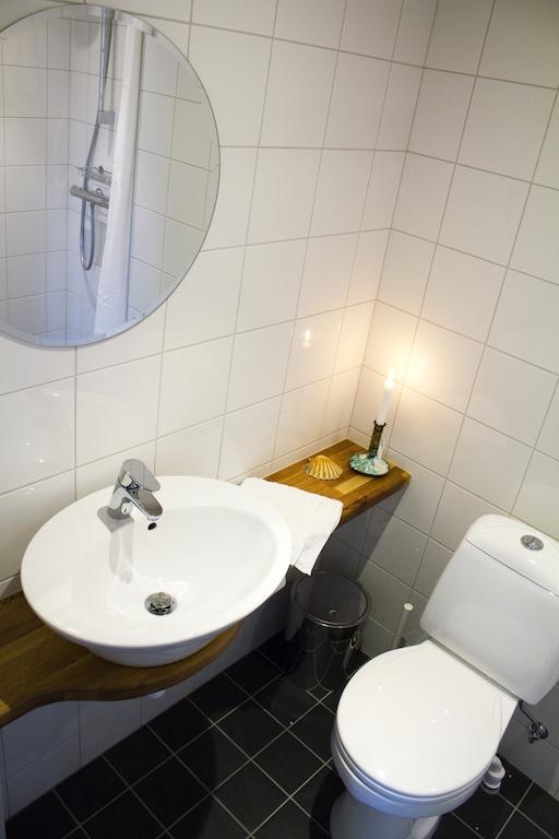 Everts Sjoebods Bed & Breakfast Grebbestad Pokoj fotografie