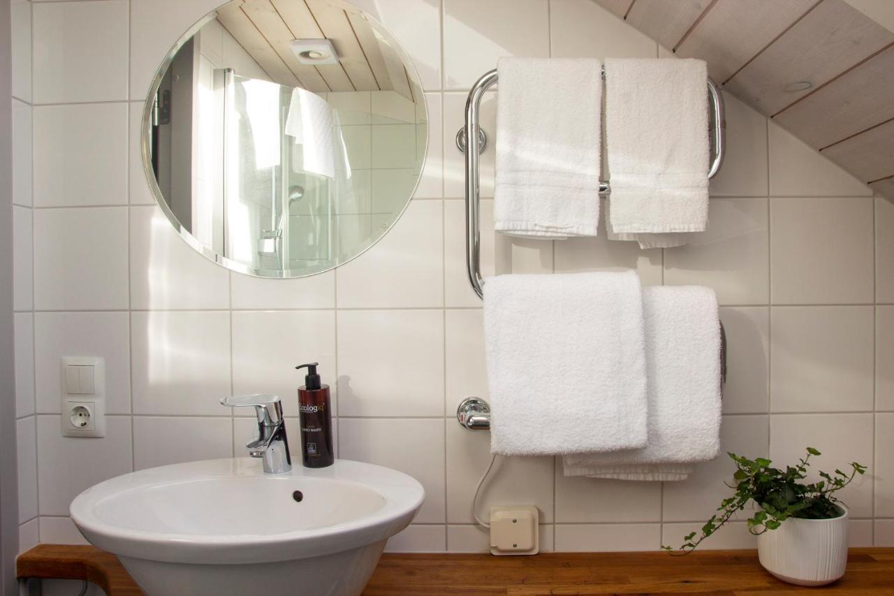 Everts Sjoebods Bed & Breakfast Grebbestad Exteriér fotografie